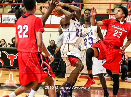 Thumbnail 1 in MacArthur vs. Lincoln  photogallery.