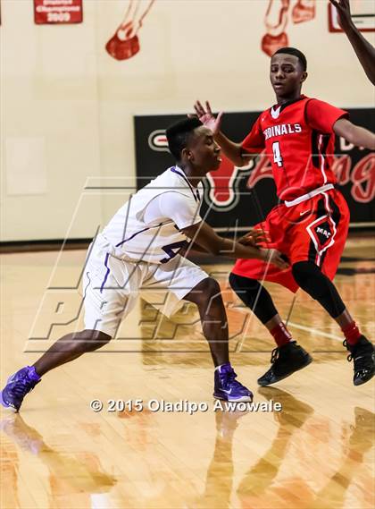 Thumbnail 3 in MacArthur vs. Lincoln  photogallery.
