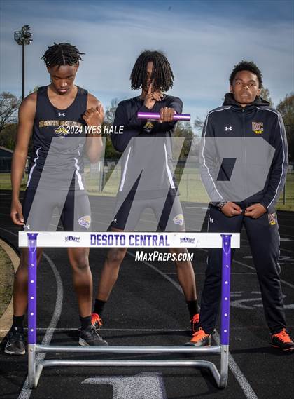 Thumbnail 1 in DeSoto Central (Team & Individual) photogallery.