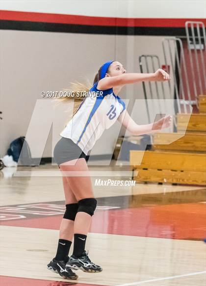 Thumbnail 1 in Foothill vs Monte Vista photogallery.