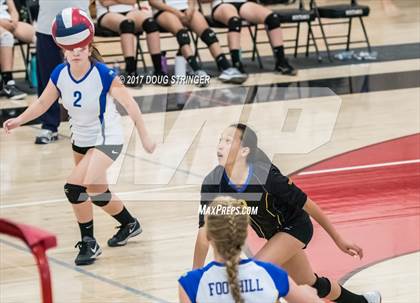 Thumbnail 3 in Foothill vs Monte Vista photogallery.