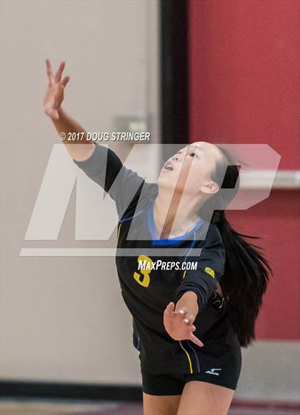 Thumbnail 3 in Foothill vs Monte Vista photogallery.