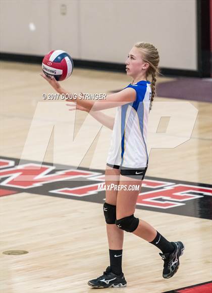 Thumbnail 3 in Foothill vs Monte Vista photogallery.
