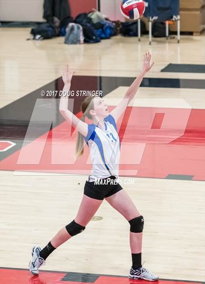 Thumbnail 2 in Foothill vs Monte Vista photogallery.