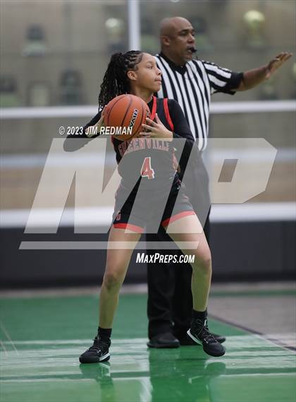 Thumbnail 3 in Greenville vs. Commerce photogallery.