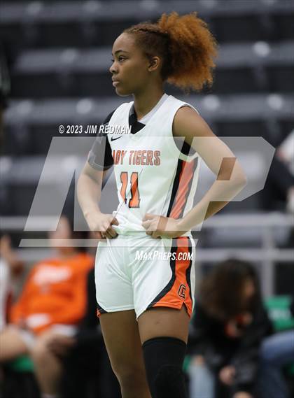 Thumbnail 2 in Greenville vs. Commerce photogallery.