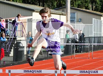 Thumbnail 1 in Skyline @ Issaquah photogallery.