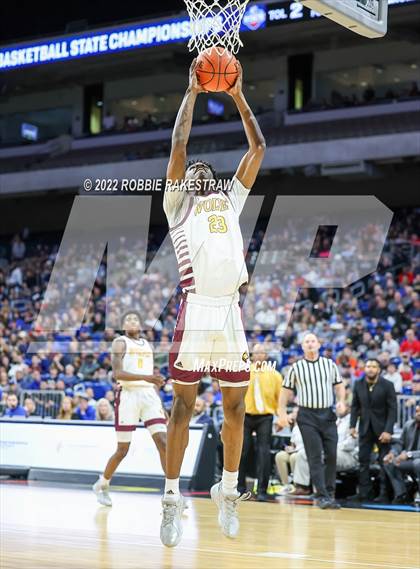 Thumbnail 3 in Beaumont United vs. Kimball (UIL 5A State Semifinal) photogallery.