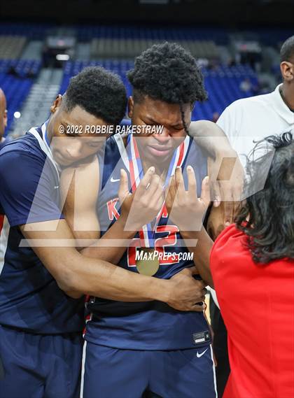 Thumbnail 1 in Beaumont United vs. Kimball (UIL 5A State Semifinal) photogallery.