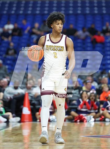 Thumbnail 2 in Beaumont United vs. Kimball (UIL 5A State Semifinal) photogallery.