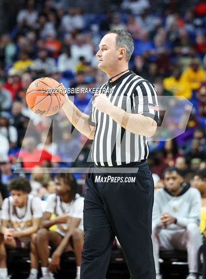 Thumbnail 3 in Beaumont United vs. Kimball (UIL 5A State Semifinal) photogallery.