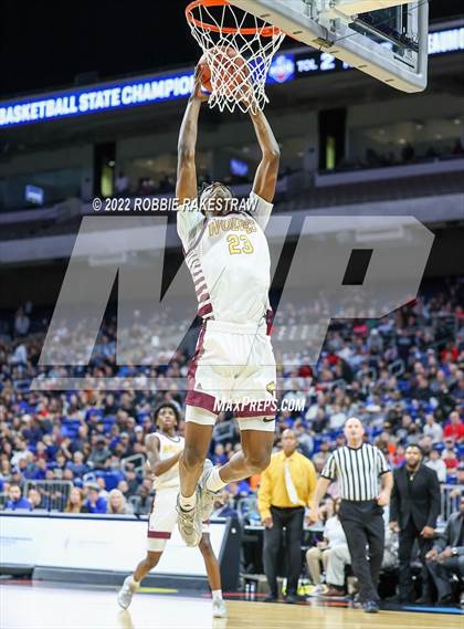 Thumbnail 1 in Beaumont United vs. Kimball (UIL 5A State Semifinal) photogallery.