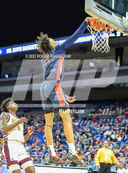 Thumbnail 1 in Beaumont United vs. Kimball (UIL 5A State Semifinal) photogallery.