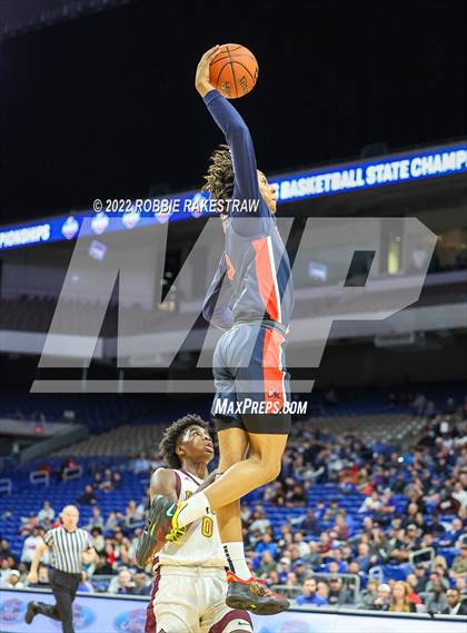 Thumbnail 2 in Beaumont United vs. Kimball (UIL 5A State Semifinal) photogallery.