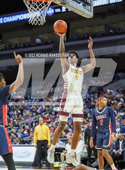 Thumbnail 3 in Beaumont United vs. Kimball (UIL 5A State Semifinal) photogallery.