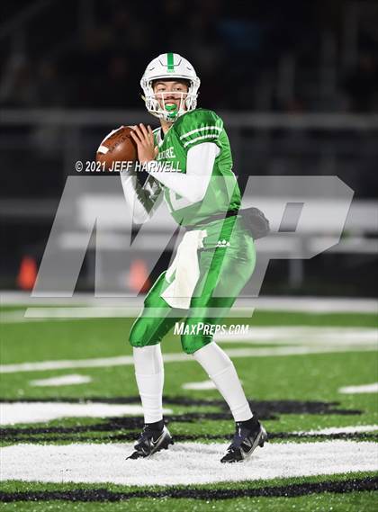 Thumbnail 1 in Hillsdale @ Mogadore (OHSAA D6 Regional Quarterfinal) photogallery.