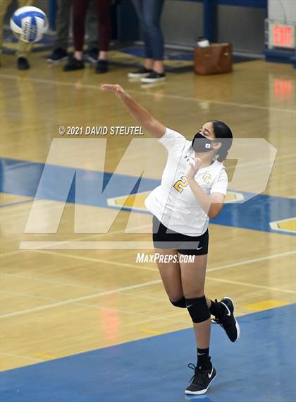 Thumbnail 3 in El Camino @ Del Campo photogallery.