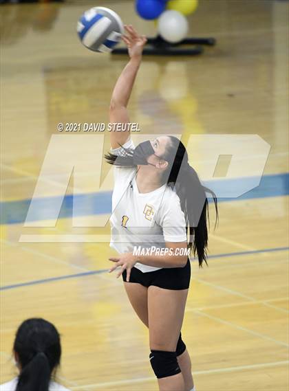 Thumbnail 2 in El Camino @ Del Campo photogallery.