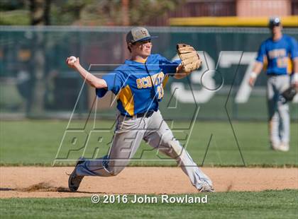 Thumbnail 2 in Mundelein vs. Lake Forest (IHSA 4A Sectional Semifinal) photogallery.