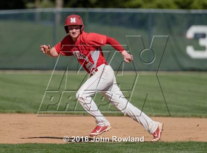 Thumbnail 3 in Mundelein vs. Lake Forest (IHSA 4A Sectional Semifinal) photogallery.