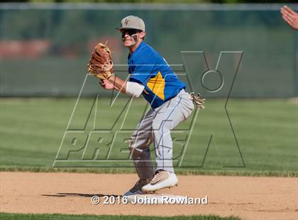 Thumbnail 1 in Mundelein vs. Lake Forest (IHSA 4A Sectional Semifinal) photogallery.