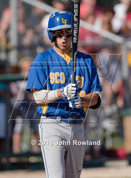 Thumbnail 1 in Mundelein vs. Lake Forest (IHSA 4A Sectional Semifinal) photogallery.