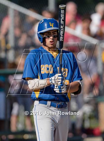 Thumbnail 3 in Mundelein vs. Lake Forest (IHSA 4A Sectional Semifinal) photogallery.