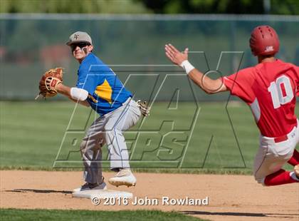 Thumbnail 2 in Mundelein vs. Lake Forest (IHSA 4A Sectional Semifinal) photogallery.