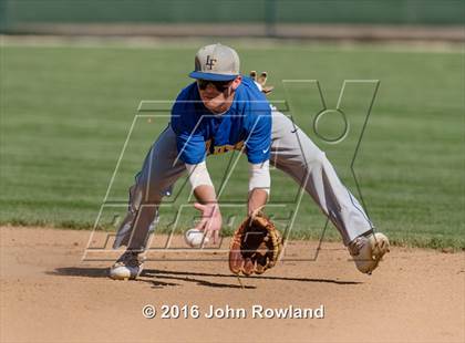 Thumbnail 2 in Mundelein vs. Lake Forest (IHSA 4A Sectional Semifinal) photogallery.