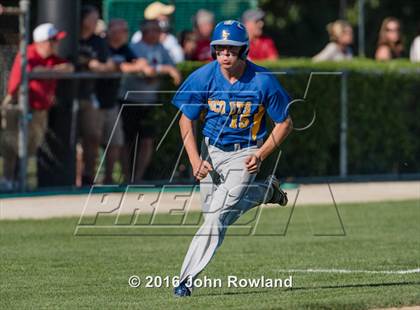 Thumbnail 2 in Mundelein vs. Lake Forest (IHSA 4A Sectional Semifinal) photogallery.