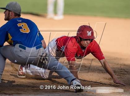 Thumbnail 3 in Mundelein vs. Lake Forest (IHSA 4A Sectional Semifinal) photogallery.