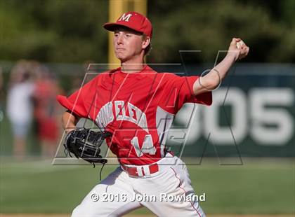 Thumbnail 2 in Mundelein vs. Lake Forest (IHSA 4A Sectional Semifinal) photogallery.