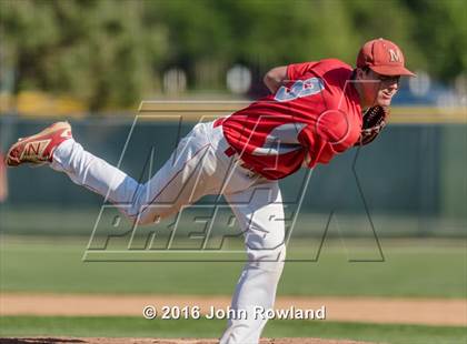 Thumbnail 3 in Mundelein vs. Lake Forest (IHSA 4A Sectional Semifinal) photogallery.