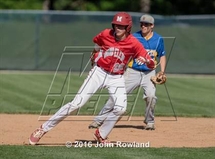 Thumbnail 3 in Mundelein vs. Lake Forest (IHSA 4A Sectional Semifinal) photogallery.