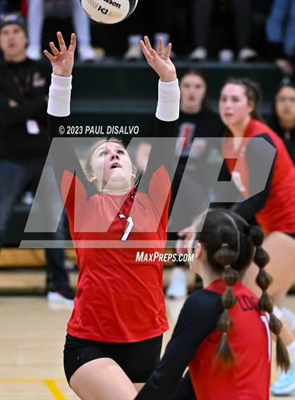 Thumbnail 3 in Arapahoe vs. Loveland (CHSAA 5A Region 5) photogallery.