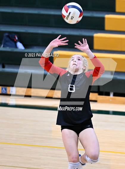 Thumbnail 2 in Arapahoe vs. Loveland (CHSAA 5A Region 5) photogallery.