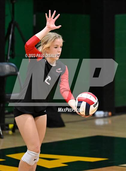 Thumbnail 3 in Arapahoe vs. Loveland (CHSAA 5A Region 5) photogallery.