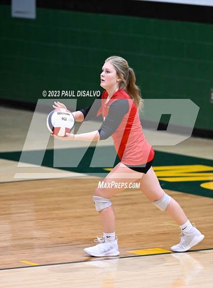 Thumbnail 2 in Arapahoe vs. Loveland (CHSAA 5A Region 5) photogallery.