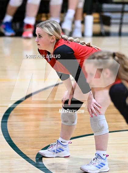 Thumbnail 1 in Arapahoe vs. Loveland (CHSAA 5A Region 5) photogallery.