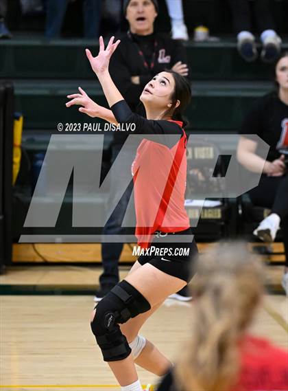 Thumbnail 3 in Arapahoe vs. Loveland (CHSAA 5A Region 5) photogallery.
