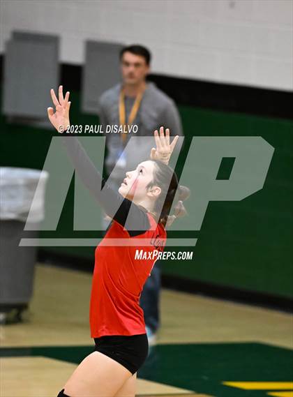 Thumbnail 2 in Arapahoe vs. Loveland (CHSAA 5A Region 5) photogallery.