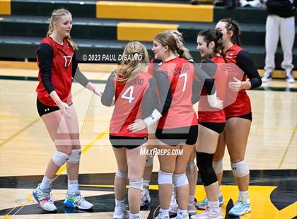 Thumbnail 1 in Arapahoe vs. Loveland (CHSAA 5A Region 5) photogallery.