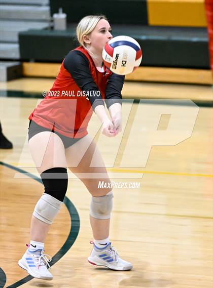 Thumbnail 1 in Arapahoe vs. Loveland (CHSAA 5A Region 5) photogallery.
