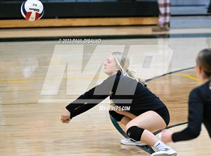 Thumbnail 2 in Arapahoe vs. Loveland (CHSAA 5A Region 5) photogallery.
