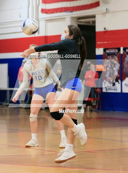 Thumbnail 3 in White Oak @ West Carteret photogallery.