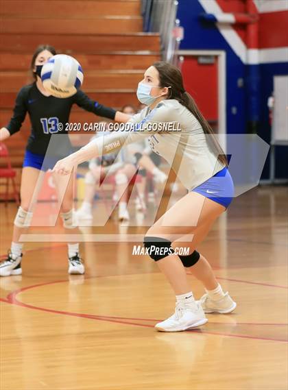 Thumbnail 2 in White Oak @ West Carteret photogallery.