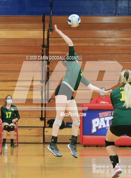 Thumbnail 3 in White Oak @ West Carteret photogallery.