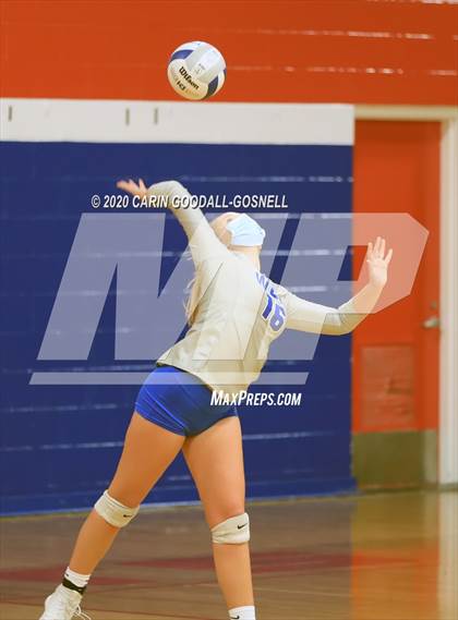 Thumbnail 3 in White Oak @ West Carteret photogallery.