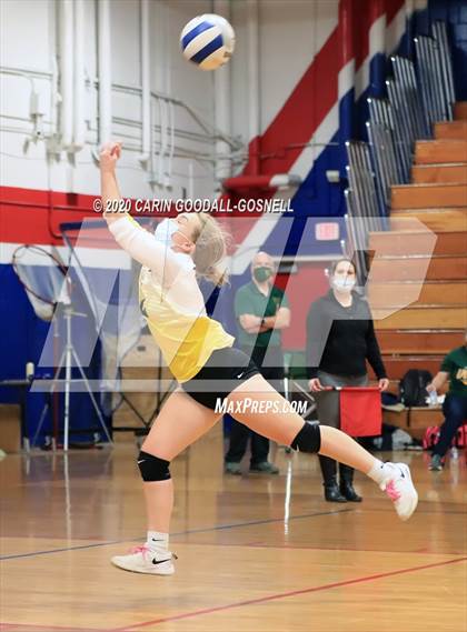 Thumbnail 1 in White Oak @ West Carteret photogallery.