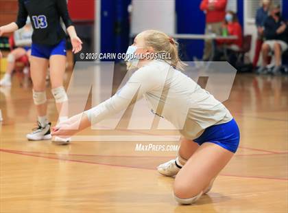Thumbnail 3 in White Oak @ West Carteret photogallery.